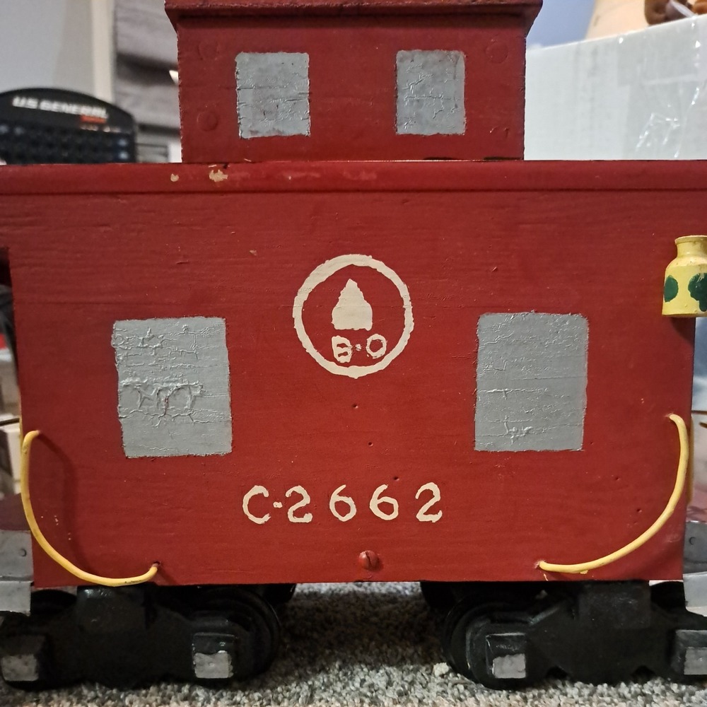 Handmade Birdhouse OOAK B.O. Railroad Caboose  15" X 7"
